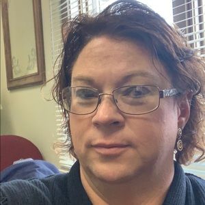 Meet your Posher, Brenda